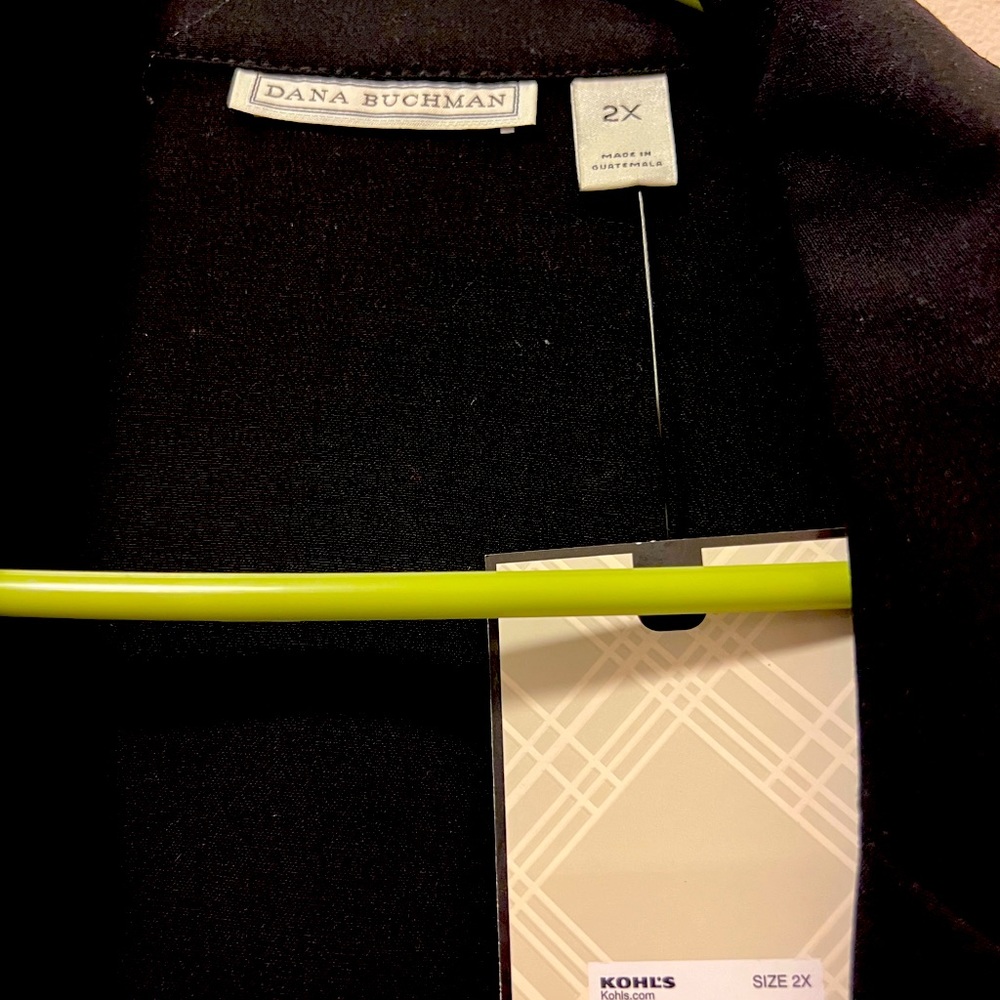 New with tags Dana Buchman unlined black blazer!